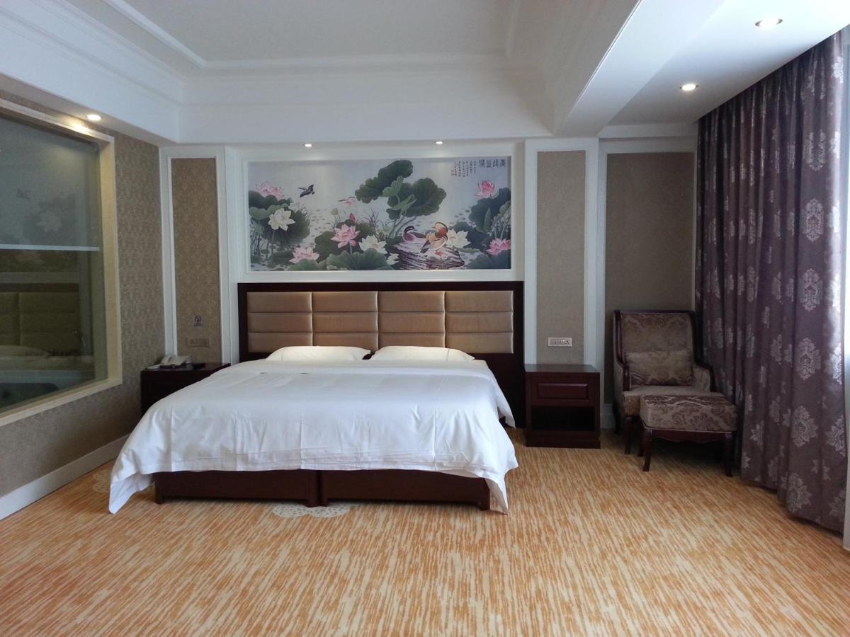 New West Street Hotel - Grand Wing 陽朔 部屋 写真
